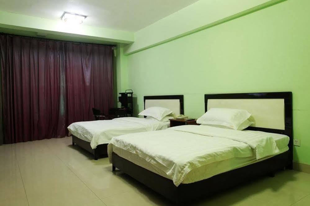 Taohuayuan Apartment Hotel หนานหนิง ภายนอก รูปภาพ